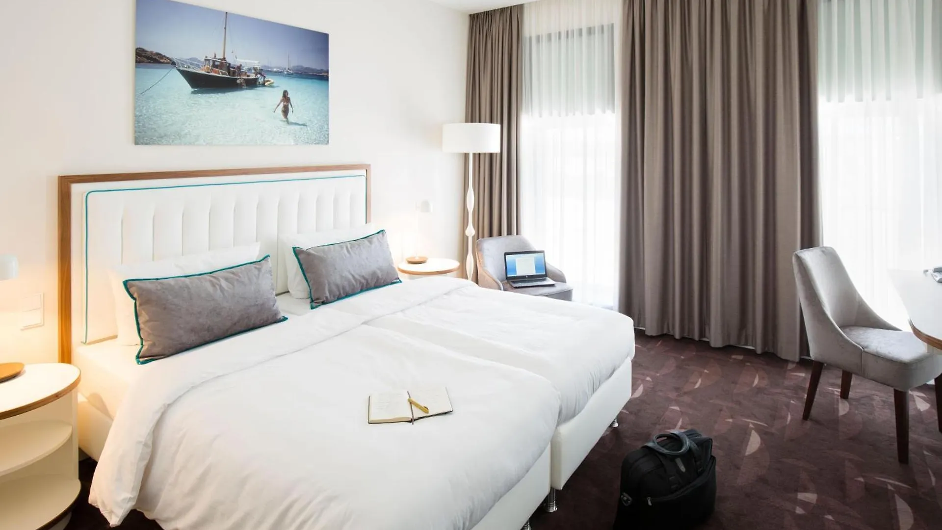 Mercure Hotel Moa Berlín 4*,